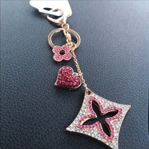 NTW Flower pink bling for bag key charm w/ heart🌸